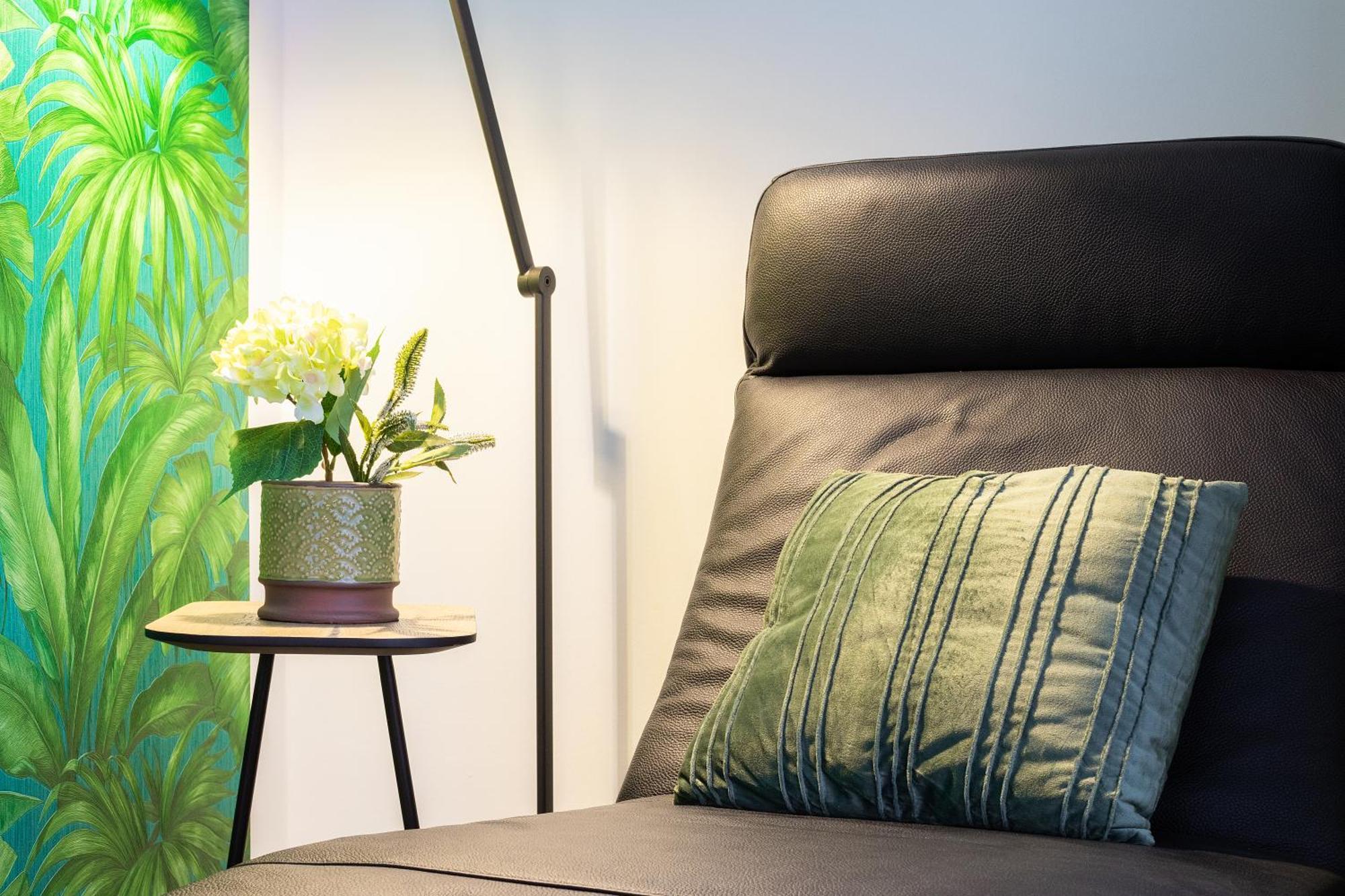 Frida Hotel & Cafe Bassum Ngoại thất bức ảnh