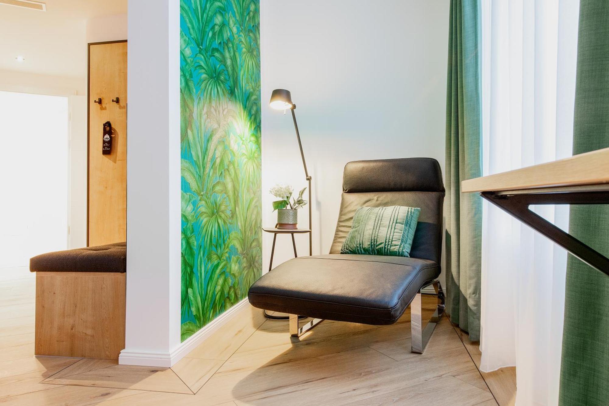Frida Hotel & Cafe Bassum Ngoại thất bức ảnh